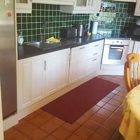 Tulla Self Catering *