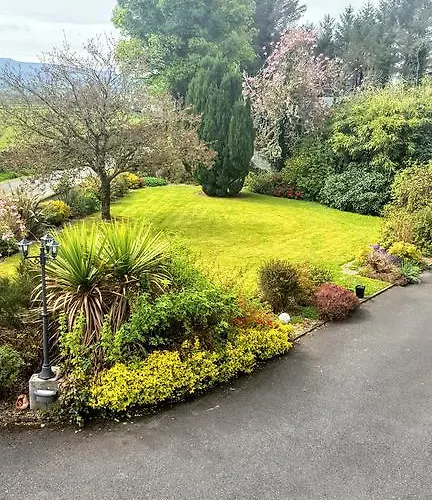 Tulla Self Catering
