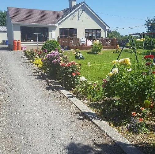Tulla Self Catering *